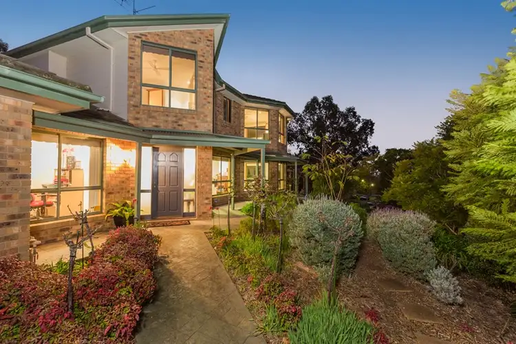 13 Leilani Court, Highton VIC 3216