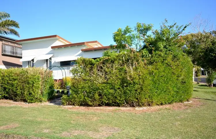 16 Davidson Street, Cooee Bay QLD 4703