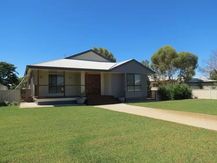 1 Norman Court, Roma QLD 4455