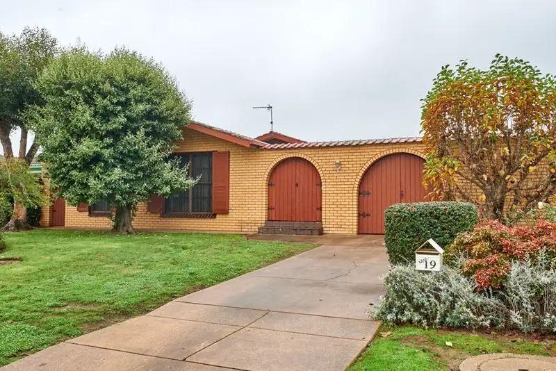 Main view of Homely house listing, 19 Eastlake Drive, Lake Albert NSW 2650