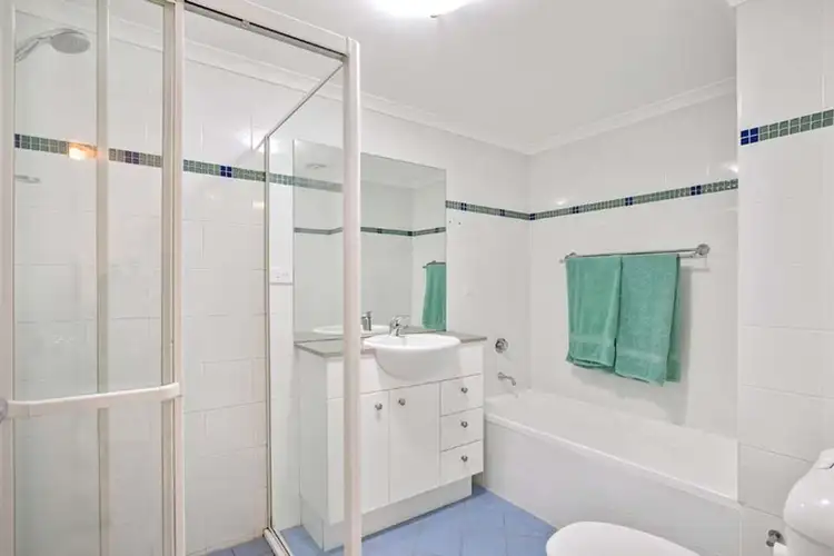 Sixth view of Homely unit listing, 1/74-76 Old Pittwater Road, Brookvale NSW 2100