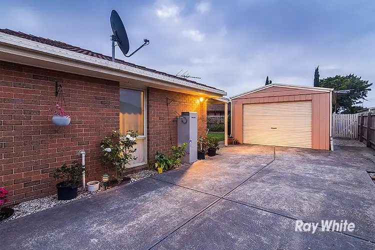 Fifth view of Homely house listing, 6 Ayres Close, Cranbourne North VIC 3977
