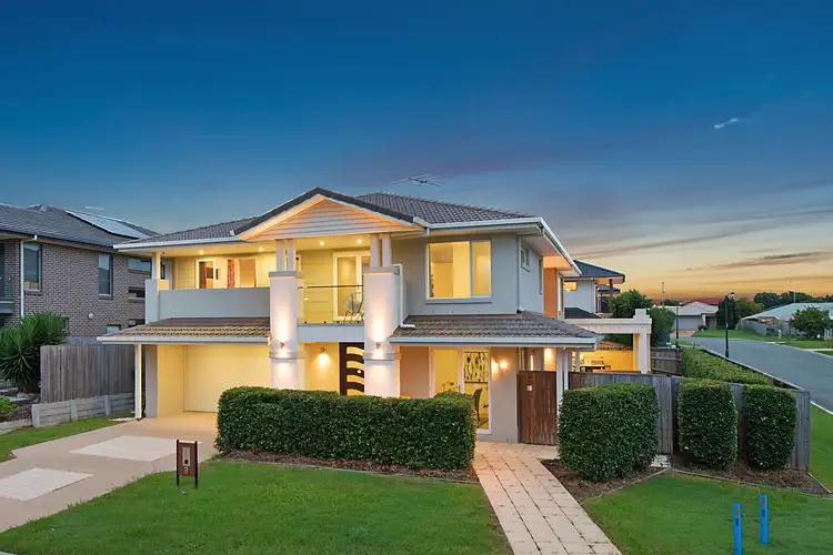 9 Southwalk Esplanade, Underwood QLD 4119