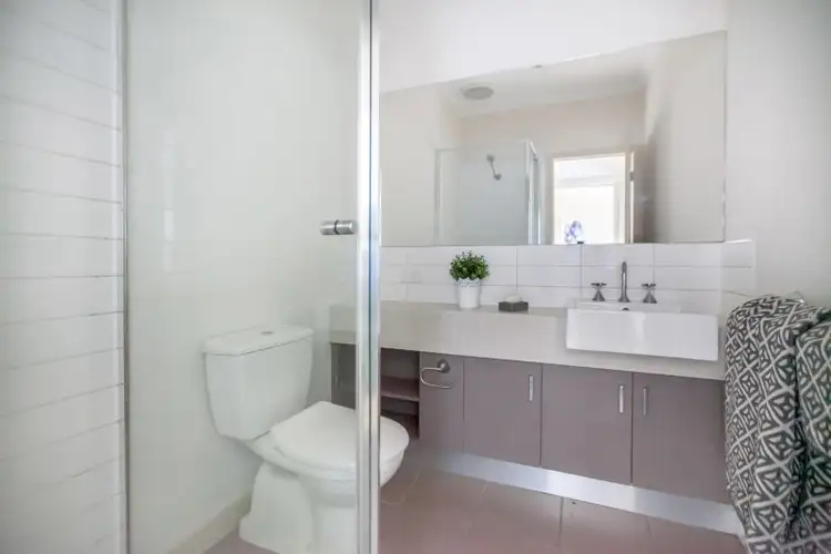 Sixth view of Homely unit listing, 2/8 White Street, Reservoir VIC 3073