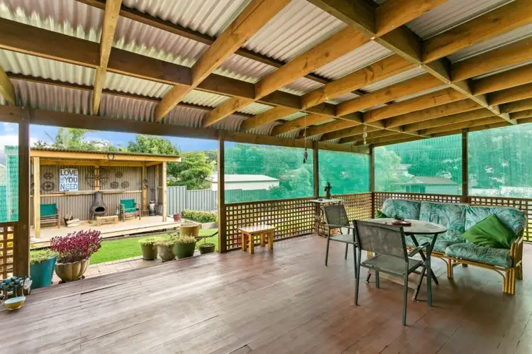Second view of Homely house listing, 3 Acmena Close, Shellharbour NSW 2529