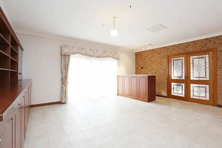 Fifth view of Homely house listing, 5 Meadow Lane, Gulfview Heights SA 5096