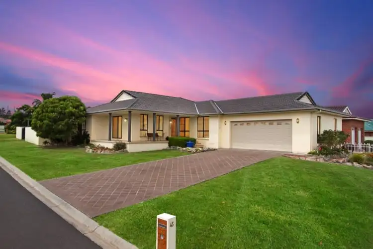 45 Wahroonga Drive, Tamworth NSW 2340
