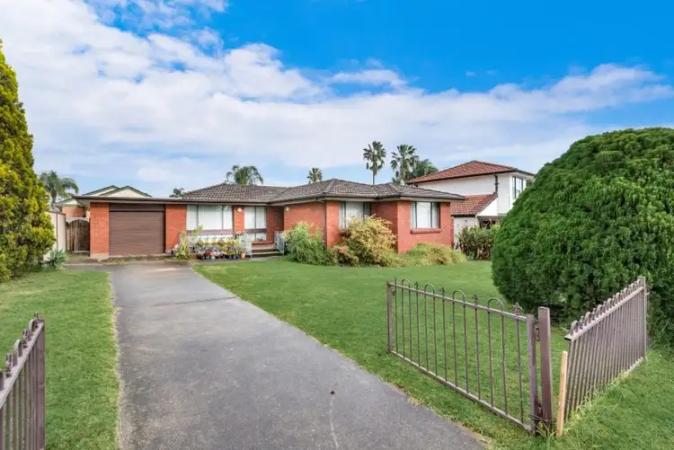32 Clifford Crescent, Ingleburn NSW 2565