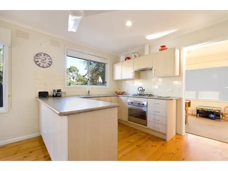 Fifth view of Homely house listing, 5 Berry Close, Mornington VIC 3931