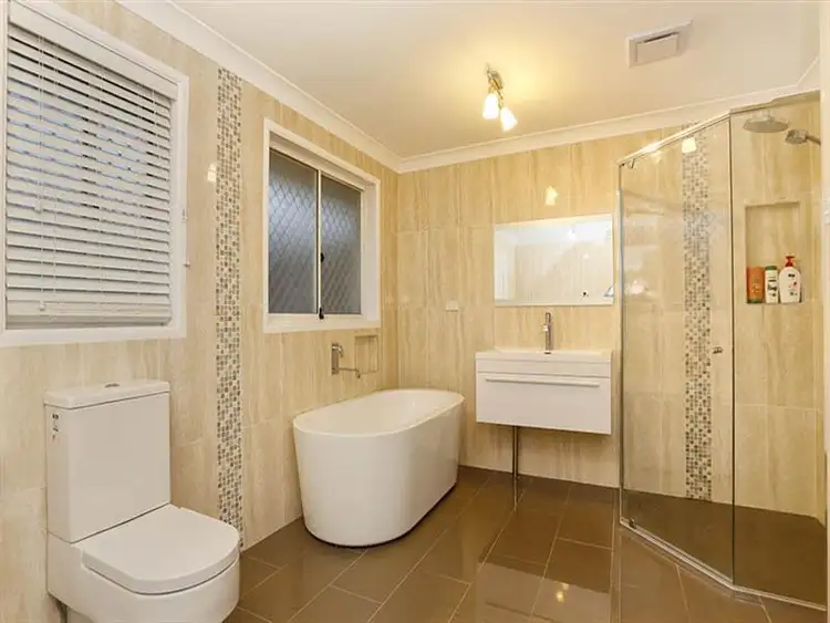 Fifth view of Homely house listing, 2/132 Colonial Drive, Bligh Park NSW 2756