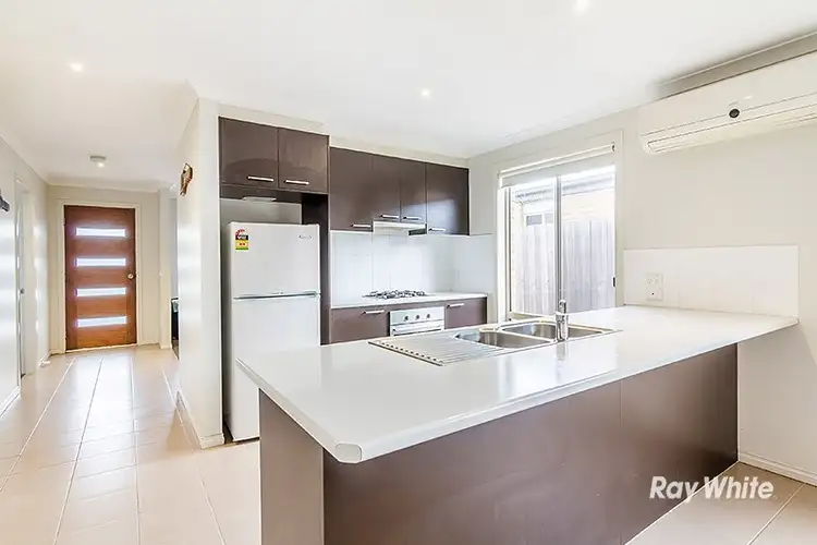 Fifth view of Homely house listing, 21 Pepperbush Circuit, Cranbourne VIC 3977