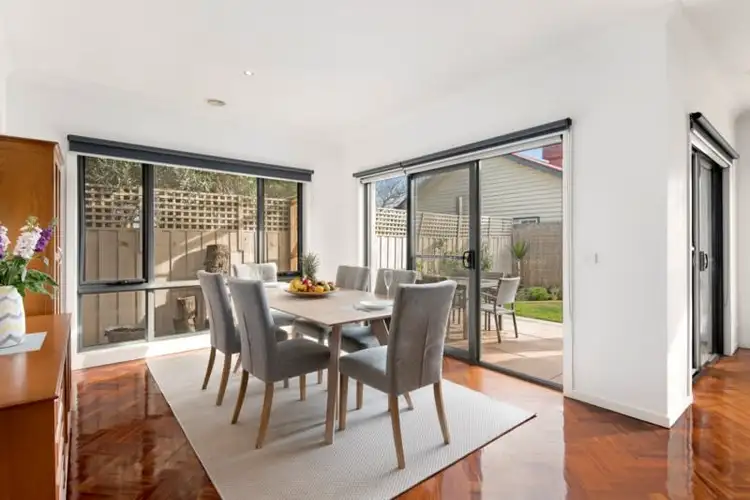 Fourth view of Homely unit listing, 2/109 Kangaroo Road, Hughesdale VIC 3166