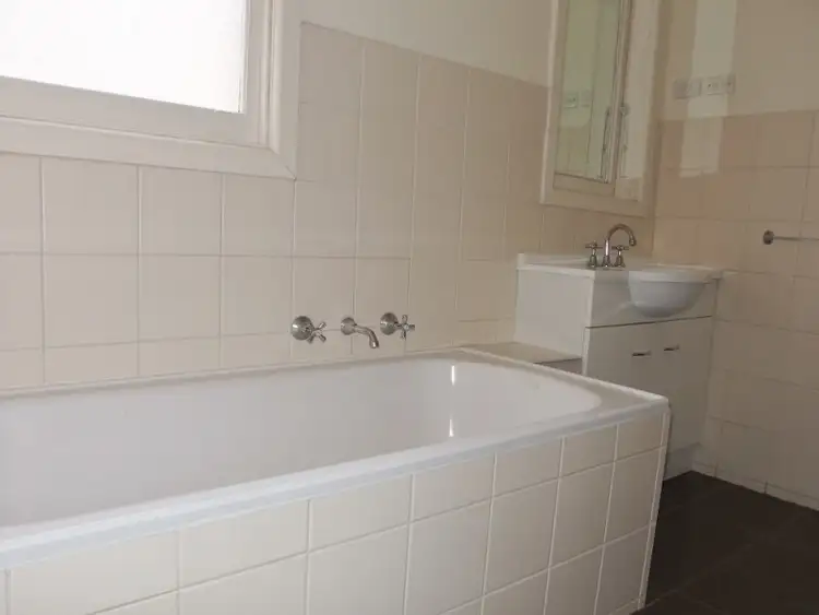 Fourth view of Homely house listing, 1/18 Outlook Drive, Doncaster VIC 3108