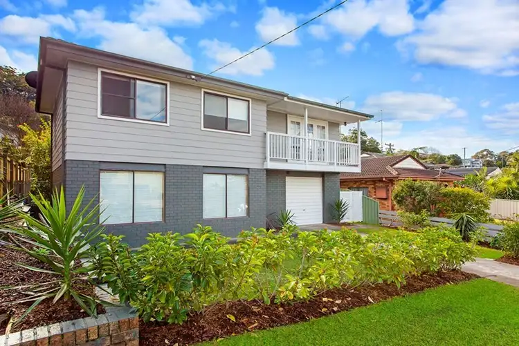5 Warrina Street, Wamberal NSW 2260