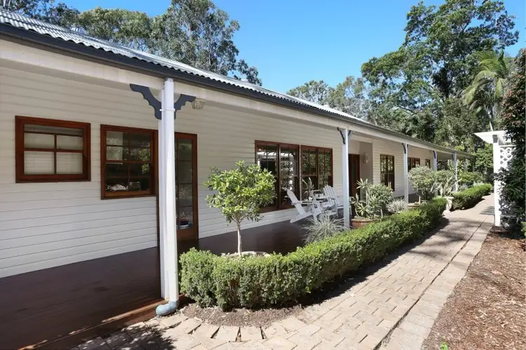 41 Cedarleigh Road, Kenmore QLD 4069