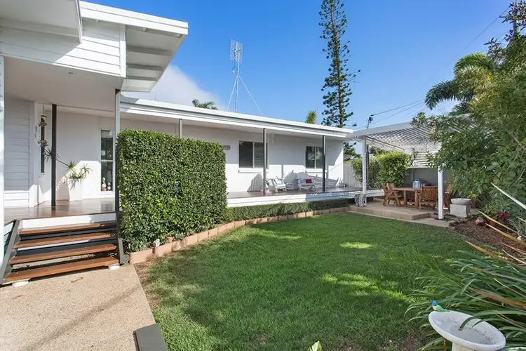 54 Matthew Flinders Drive, Cooee Bay QLD 4703