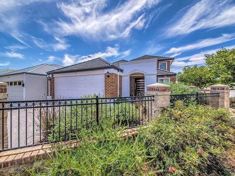 2 Laverstock Street, South Guildford WA 6055