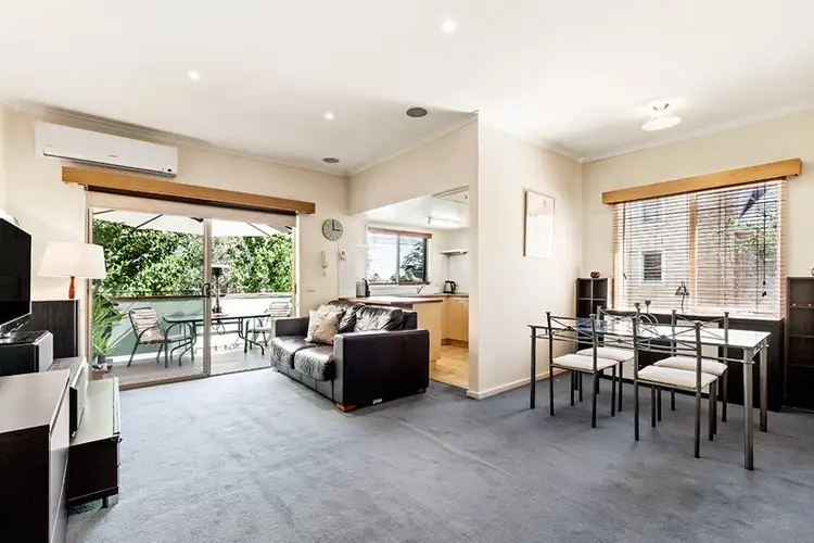 13/1219 Centre Road, Oakleigh South VIC 3167