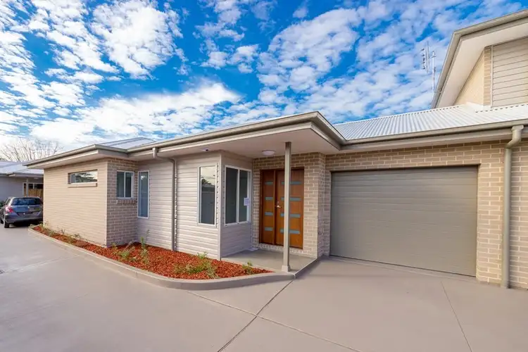 2/43 Paul Street, Umina Beach NSW 2257