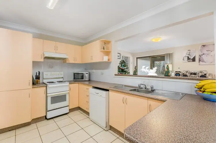 Second view of Homely house listing, 5 Jindalee Avenue, Kanahooka NSW 2530