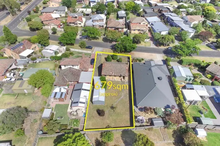 7 Walter Street, East Geelong VIC 3219