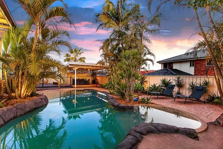 15 Scarborough Place, Bateau Bay NSW 2261