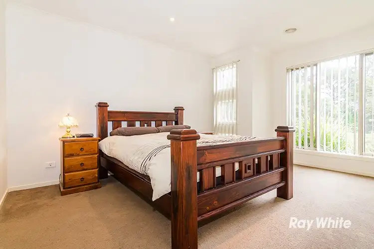 Second view of Homely house listing, 2 Greenview Court, Cranbourne North VIC 3977