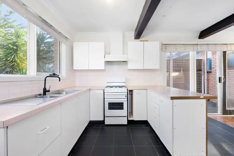 Third view of Homely unit listing, 2/17 Wendover Court, Mount Waverley VIC 3149