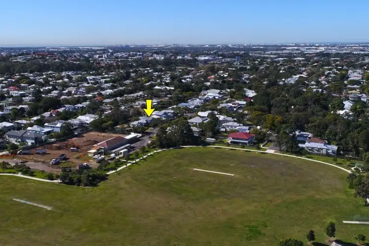 Second view of Homely house listing, 10 Jimbour Street, Wooloowin QLD 4030