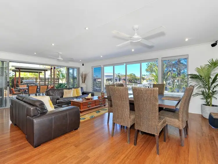 Seventh view of Homely house listing, 2 Laurel Court, Sorrento QLD 4217