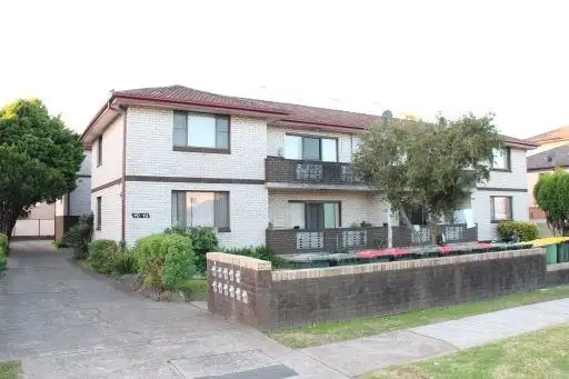 9/40-42 Wrentmore Street, Fairfield NSW 2165
