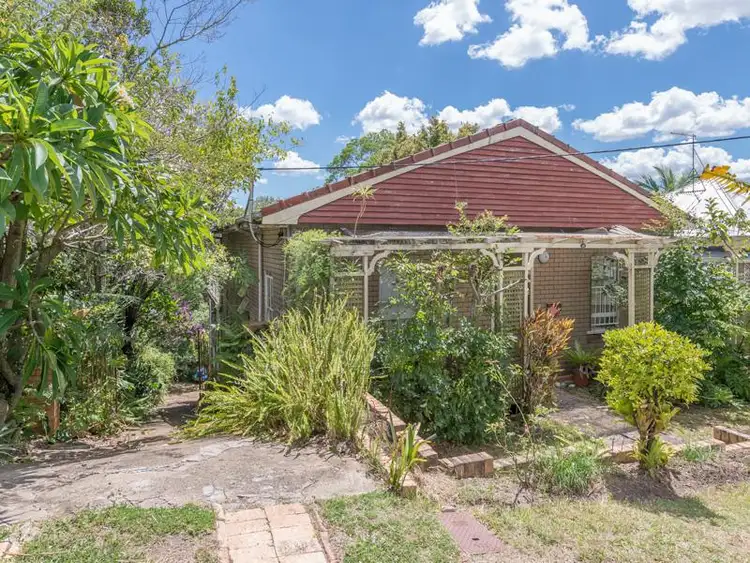 Main view of Homely house listing, 10 Pleasant Street, Red Hill QLD 4059