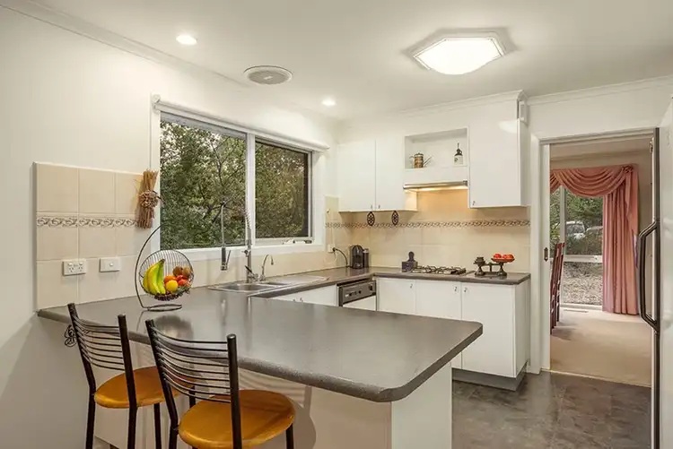 Fourth view of Homely house listing, 2 Claire Court, Eltham North VIC 3095