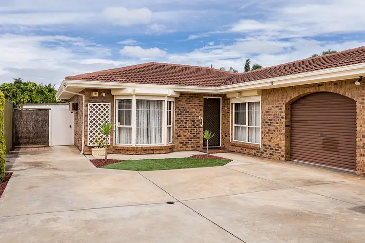 2/10 Claughton Road, Largs Bay SA 5016