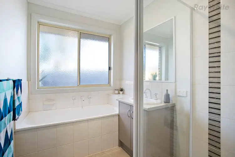 Seventh view of Homely house listing, 1 Barnes Way, Koo Wee Rup VIC 3981