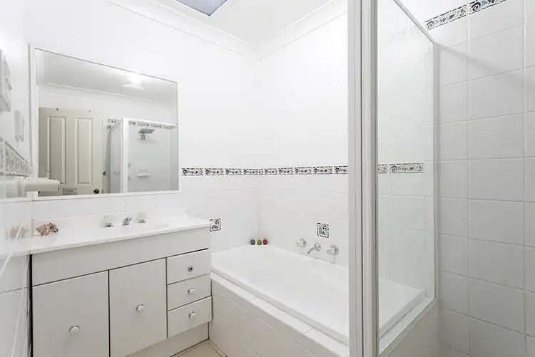 Seventh view of Homely villa listing, 4/3-5 Mungo Place, Flinders NSW 2529