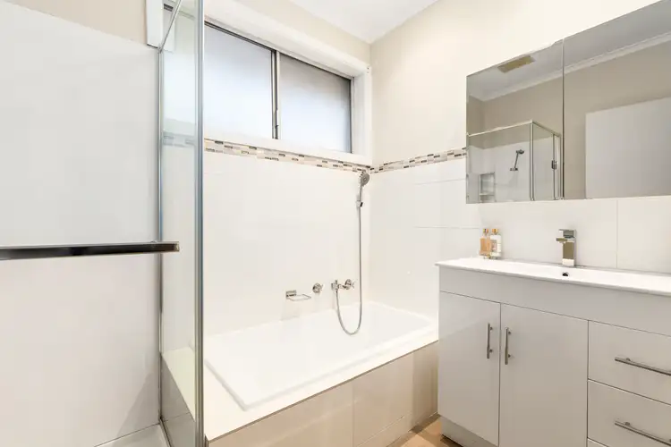 Fifth view of Homely unit listing, 1/172 Atherton Road, Oakleigh VIC 3166