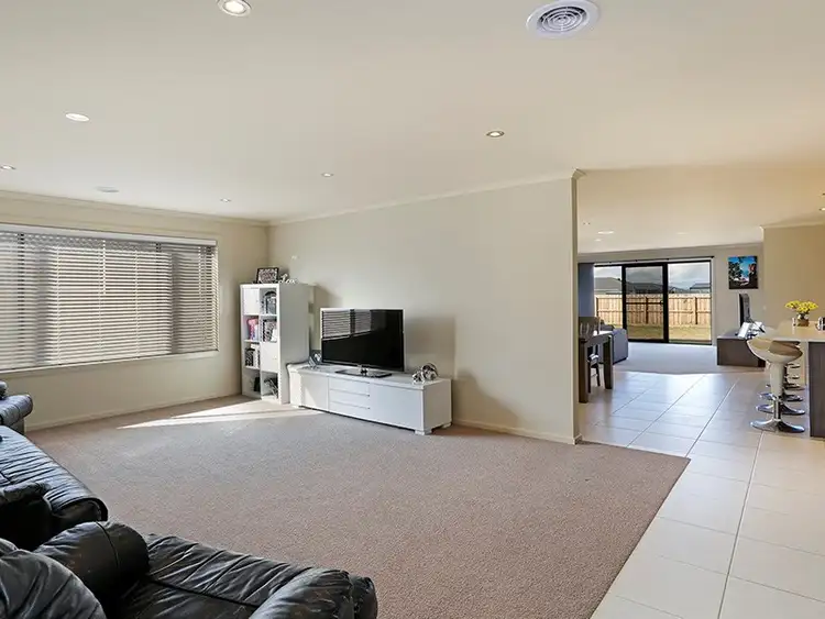 Second view of Homely house listing, 5 Tanin Court, Bannockburn VIC 3331