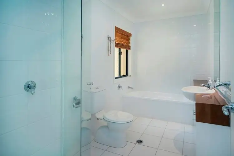 Sixth view of Homely house listing, 2027 Gracemere Gardens Circuit, Hope Island QLD 4212