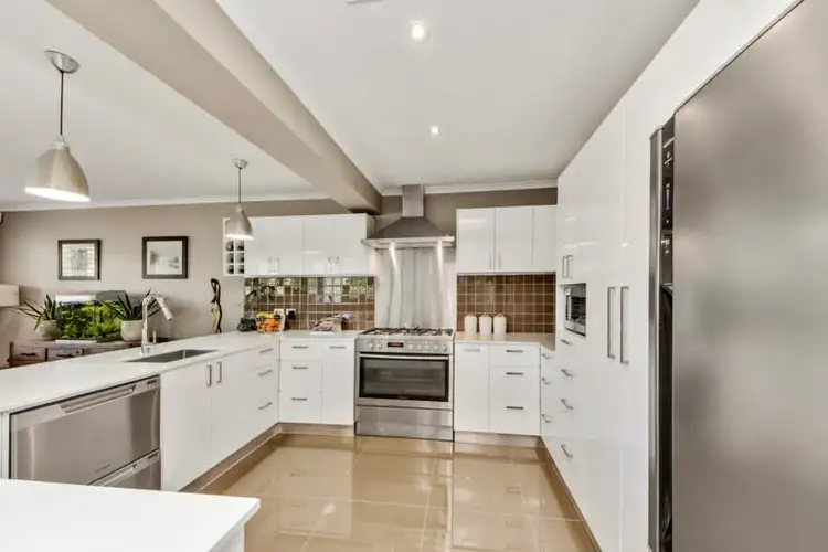 Seventh view of Homely house listing, 10 Maurice Place, Garran ACT 2605