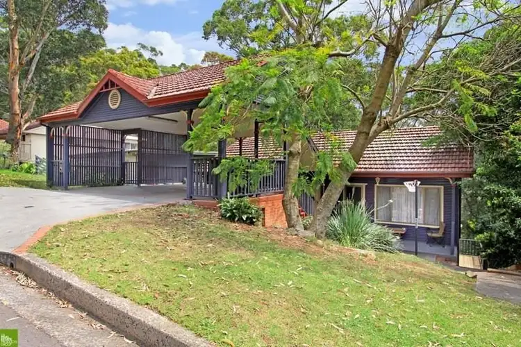 4 Kirrang Avenue, Mangerton NSW 2500
