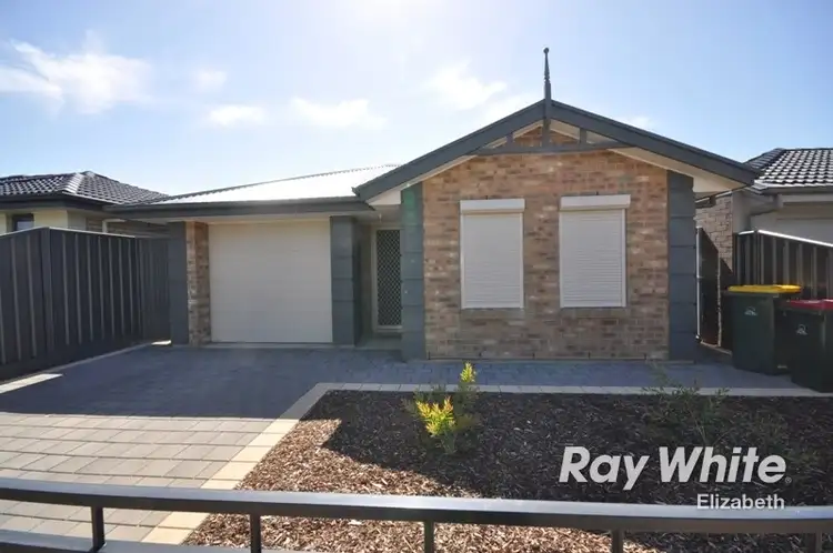 11 Langhorne Street, Andrews Farm SA 5114