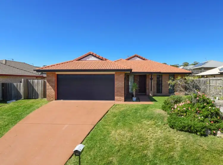 16 Wareena Crescent, Glenvale QLD 4350