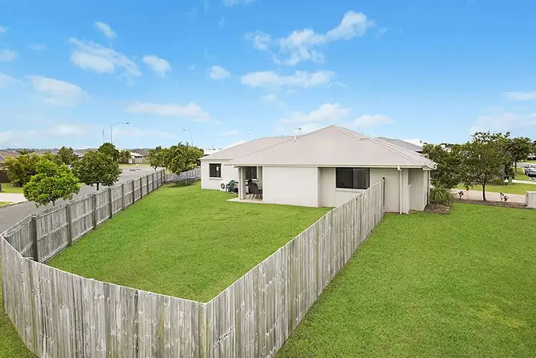 19 Sinatra Street, Sippy Downs QLD 4556