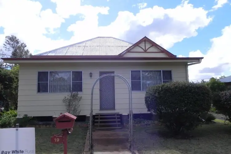 19 Hume, Pittsworth QLD 4356