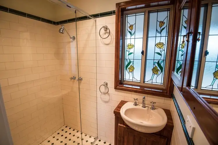 Third view of Homely house listing, 6 Goldsmiths Road, Eaglehawk VIC 3556