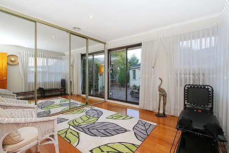 Seventh view of Homely house listing, 10 Manton Court, Thomastown VIC 3074