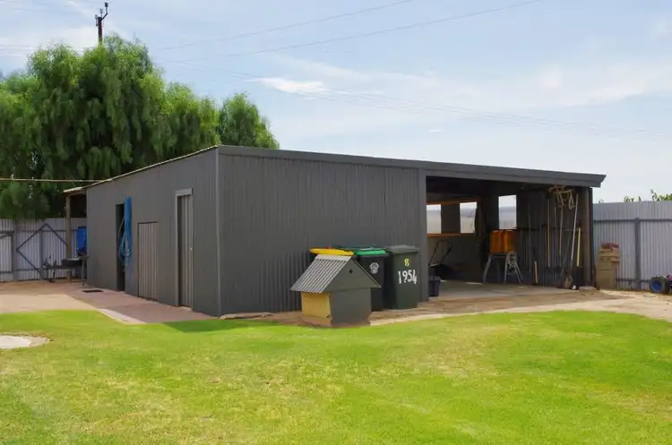 Fifth view of Homely house listing, 114 Twentyseventh Street, Renmark SA 5341