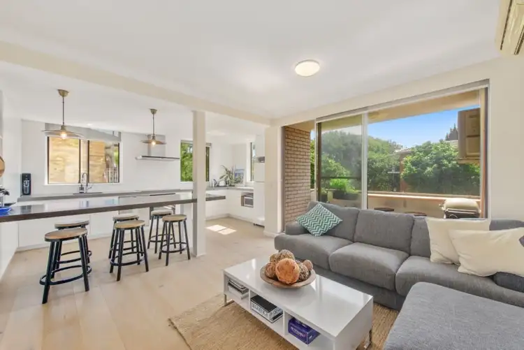 Main view of Homely apartment listing, 4/102 Wellington Street, Bondi Beach NSW 2026