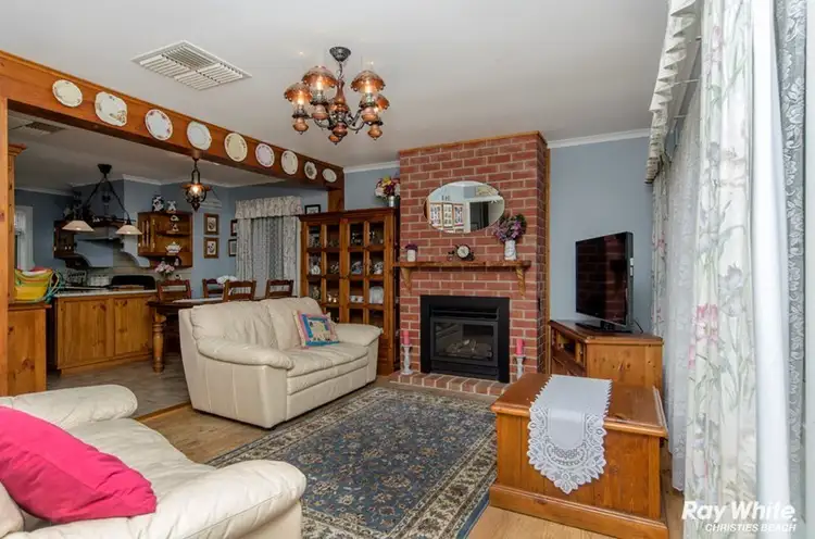 Second view of Homely house listing, 25 Felix Crescent, Morphett Vale SA 5162